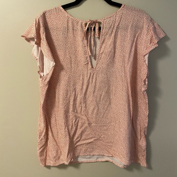 Abercrombie Pink and White Floral Blouse Size XL - Picture 2 of 3